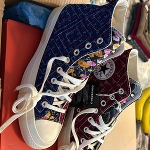 Converse chuck 70 high top retro upcycled. Each she has a unique floral pattern.